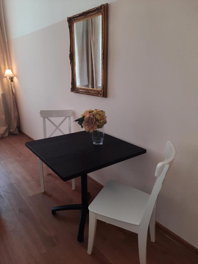 Apartment In City Centre Praga Exterior foto
